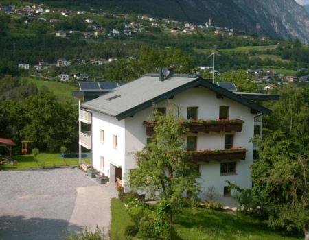 Haus Raggl Διαμέρισμα Landeck Εξωτερικό φωτογραφία